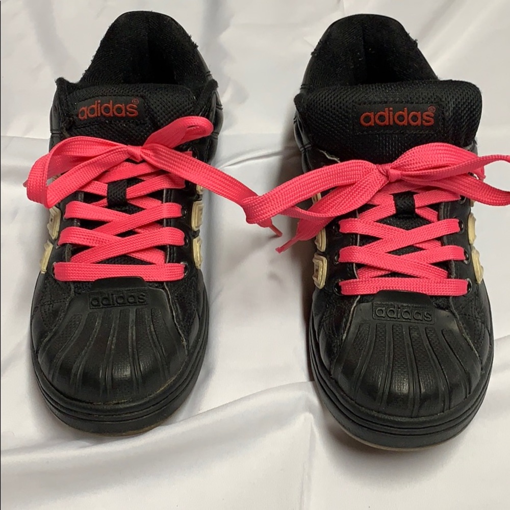 youth adidas shoes